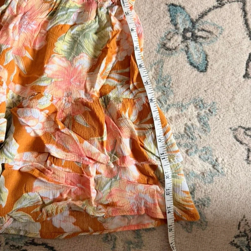 Floral Ruffle Shorts - Picture 5 of 6